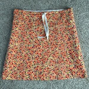 A Line skirt. Lined. Colorful fabric. Made in Colorado. Size Medium